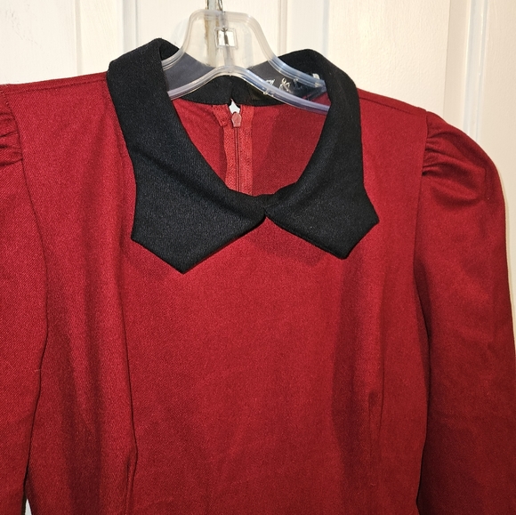 Z & L heavy cotton red pleated dress with black collar and faux pearl button - Picture 2 of 8